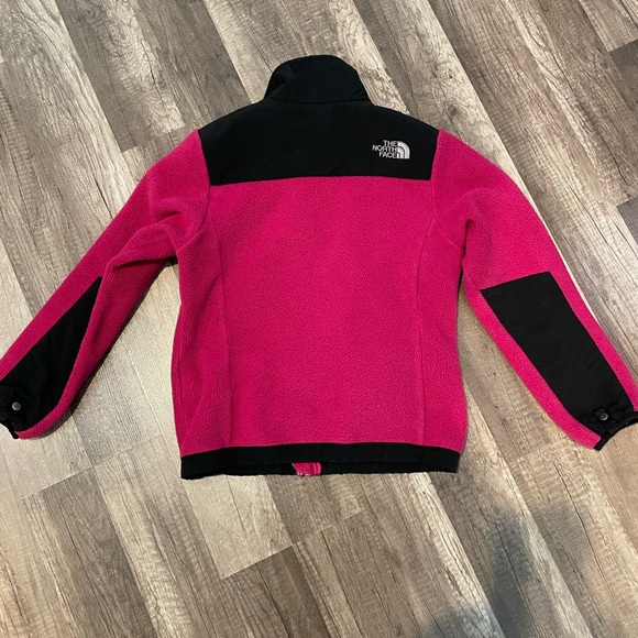 Girls Northface Denali Jacket - Picture 2 of 5